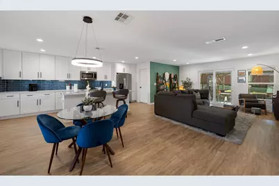 827 Sussex Drive, Austin, TX 78745 - Photo 2