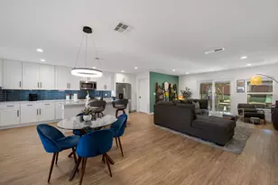 827 Sussex Dr, Austin, TX 78745 - Photo 2