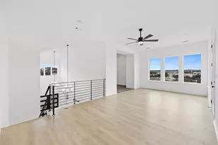 300 Yaklin Dr, Liberty Hill, TX 78642 - Photo 10