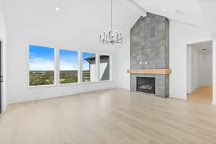 300 Yaklin Dr, Liberty Hill, TX 78642 - Photo 18