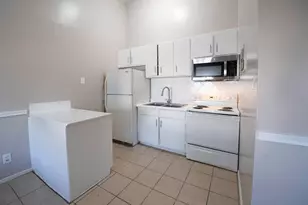 1300 Parker Ln, Austin, TX 78741 - Photo 6