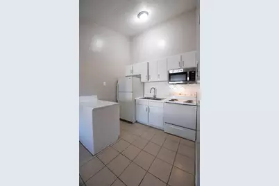 1300 Parker Lane #202, Austin, TX 78741 - Photo 8