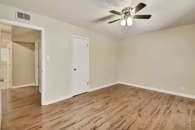 1704 E.M. Franklin Avenue #Unit B, Austin, TX 78721 - Photo 14