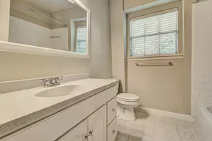 1704 E M. Franklin Ave, Austin, TX 78721 - Photo 16