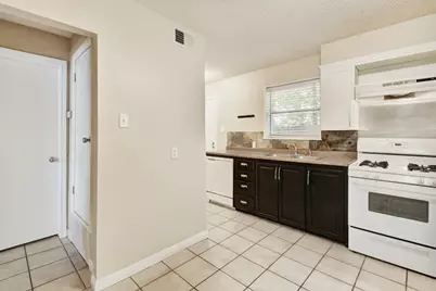 1704 E.M. Franklin Avenue #Unit B, Austin, TX 78721 - Photo 12