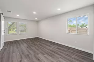 1737 Cricket Hollow Dr, Austin, TX 78758 - Photo 12