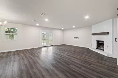 1737 Cricket Hollow Drive, Austin, TX 78758 - Photo 4