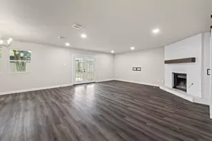 1737 Cricket Hollow Dr, Austin, TX 78758 - Photo 4