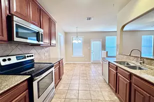 1912 Golden Arrow Ave, Cedar Park, TX 78613 - Photo 4