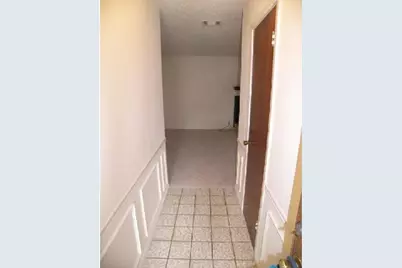 10108 Woodland Village Drive, Austin, TX 78750 - Photo 2