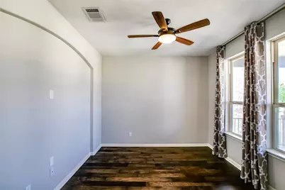 208 La Grotta Lane, Georgetown, TX 78628 - Photo 6