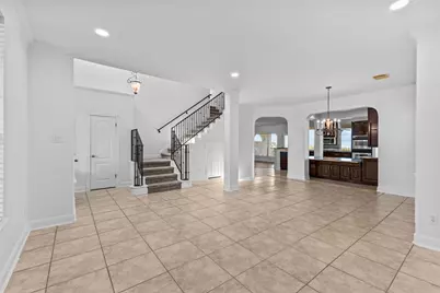 5724 Brittlyns Court, Austin, TX 78730 - Photo 8