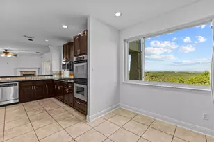 5724 Brittlyns Ct, Austin, TX 78730 - Photo 12