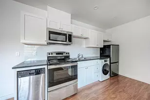 306 E 30th St, Austin, TX 78705 - Photo 10