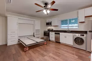 306 E 30th St, Austin, TX 78705 - Photo 4
