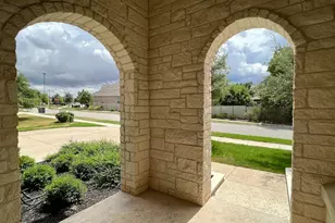205 Barefoot Park Ln, Georgetown, TX 78628 - Photo 4