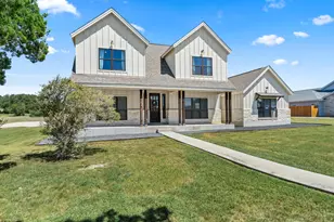 208 Co Rd 100, Burnet, TX 78611 - Photo 1