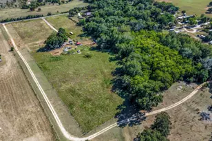 610 Pleasant Grove Rd, Elgin, TX 78621 - Photo 4