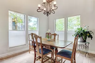 8200 Neely Dr, Austin, TX 78759 - Photo 10