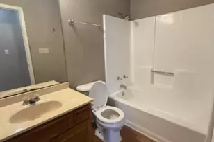 139 Elm Dr, Lockhart, TX 78644 - Photo 6