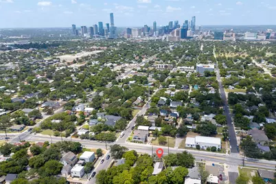1305 Chestnut Avenue, Austin, TX 78702 - Photo 2