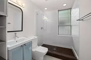 1305 Chestnut Ave, Austin, TX 78702 - Photo 14