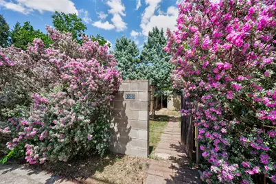 1305 Chestnut Avenue, Austin, TX 78702 - Photo 1