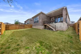 204 Blf Crk Ln, Georgetown, TX 78628 - Photo 16