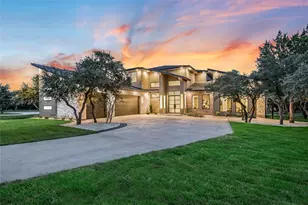 305 Shady Tree Dr, Georgetown, TX 78633 - Photo 1