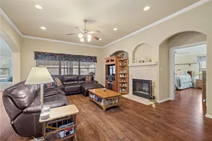 19500 Cheyenne Valley Dr, Round Rock, TX 78664 - Photo 4