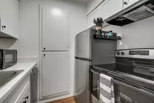 4701 Red River St, Austin, TX 78751 - Photo 6