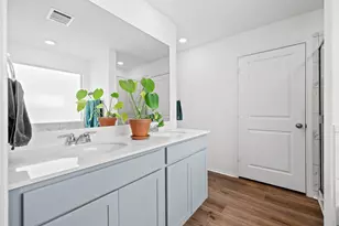 124 Perfect World Loop, Jarrell, TX 76537 - Photo 18