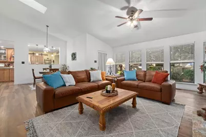 208 Daybreak Cove, Buda, TX 78610 - Photo 10
