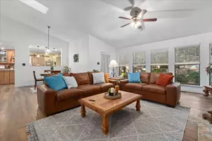208 Daybreak Cove, Buda, TX 78610 - Photo 10