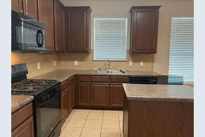 2480 Green Meadows Lane, Buda, TX 78610 - Photo 4