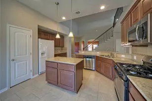 18413 Falcon Pointe Blvd, Pflugerville, TX 78660 - Photo 4