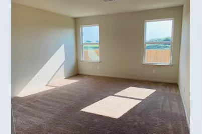 1017 Riverdale Cove, Jarrell, TX 76537 - Photo 2