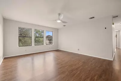 8905 Bridgewood Trail, Austin, TX 78729 - Photo 24