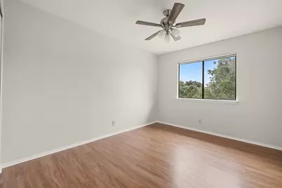 8905 Bridgewood Trail, Austin, TX 78729 - Photo 30