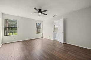 8905 Bridgewood Trail, Austin, TX 78729 - Photo 18