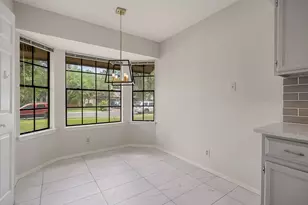 8905 Bridgewood Trail, Austin, TX 78729 - Photo 16