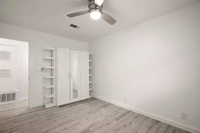 2600 Penny Lane Lane #211, Austin, TX 78757 - Photo 12