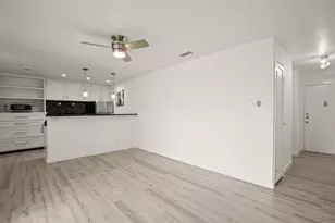 2600 Penny Ln Ln, Austin, TX 78757 - Photo 2