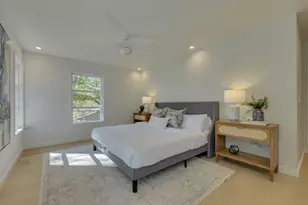 5706 Highland Hills Cir, Austin, TX 78731 - Photo 14