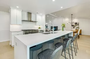 5706 Highland Hills Cir, Austin, TX 78731 - Photo 8