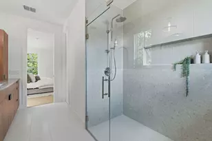 5207 Prock Ln, Austin, TX 78721 - Photo 10