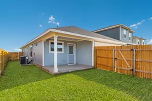 306 Constanza Trl, Bastrop, TX 78602 - Photo 4