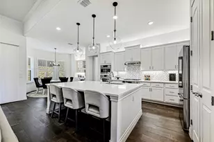 120 Delfino Pl, Horseshoe Bay, TX 78657 - Photo 10