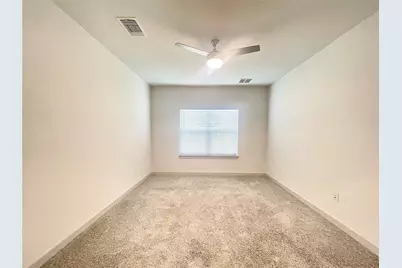 1917 Daleside Lane, Austin, TX 78754 - Photo 12