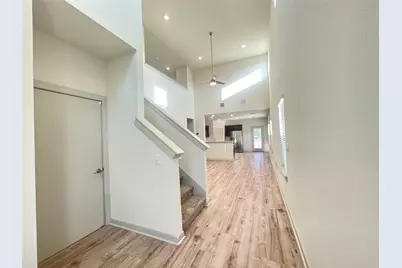 1917 Daleside Lane, Austin, TX 78754 - Photo 4